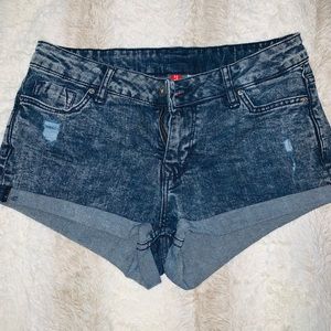 Women’s Tie-Dye Denim Shorts